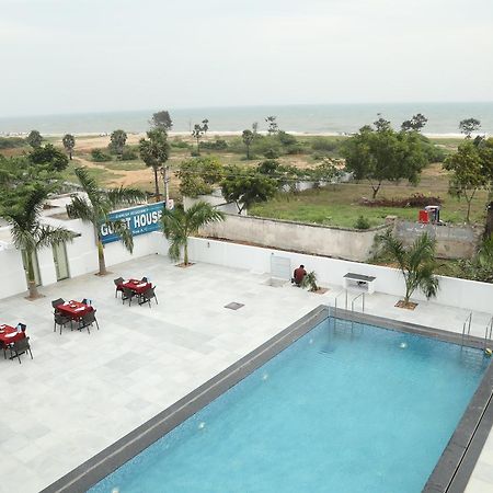 กาเนช บีช รีสอร์ต Hotel ปอนดิเชอรี ภายนอก รูปภาพ