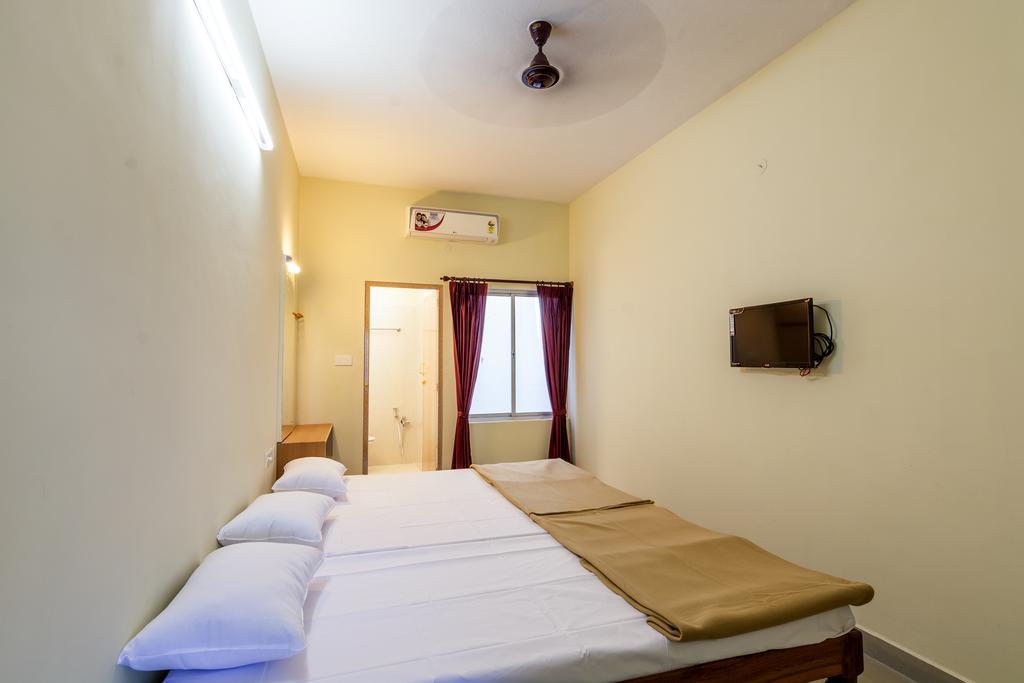 กาเนช บีช รีสอร์ต Hotel ปอนดิเชอรี ห้อง รูปภาพ